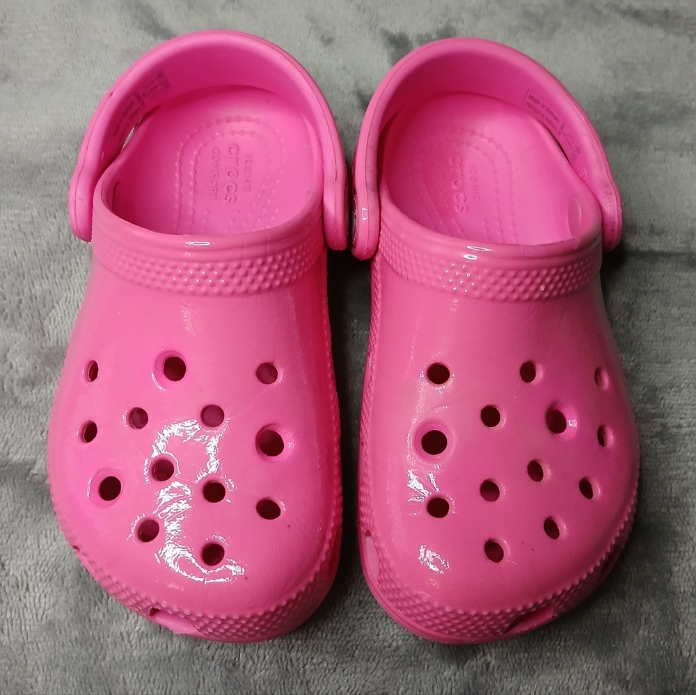CROCS Kids Bright Pink Sandals‎